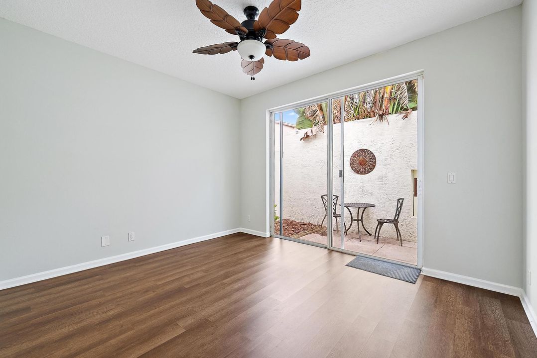 For Sale: $399,000 (3 beds, 2 baths, 1720 Square Feet)