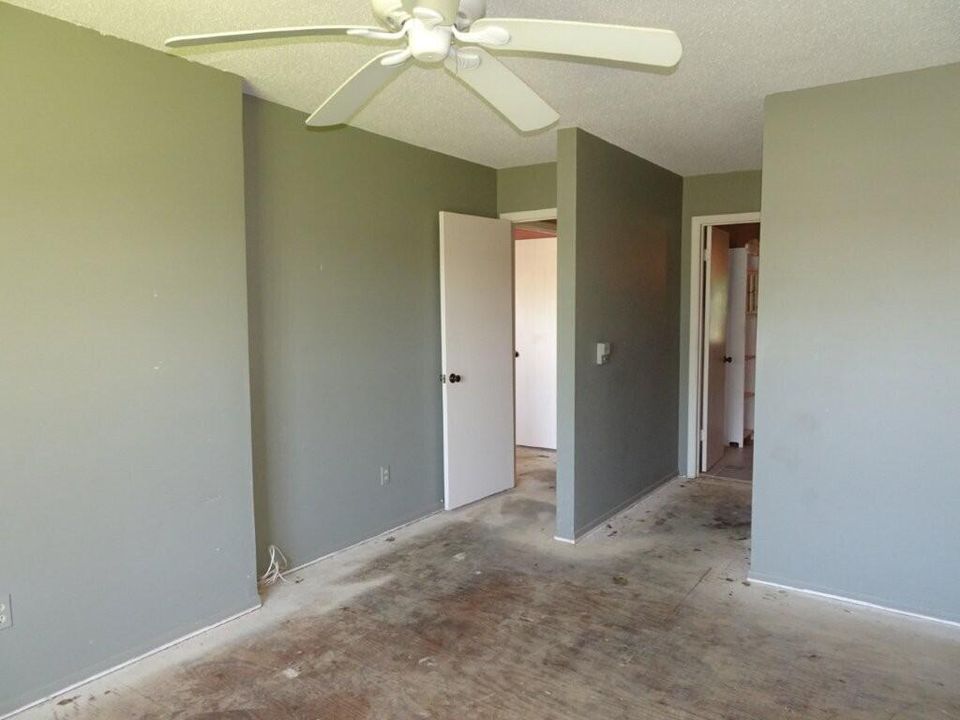 На продажу: $306,000 (2 спален, 2 ванн, 1240 Квадратных фут)