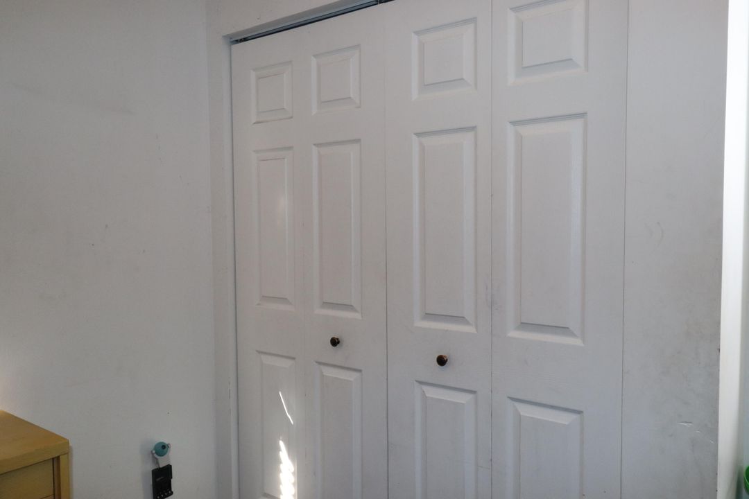 待售: $399,000 (4 贝兹, 2 浴室, 1938 平方英尺)