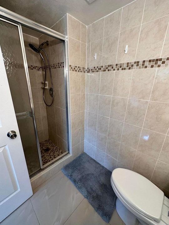 For Rent: $2,000 (2 beds, 2 baths, 1060 Square Feet)