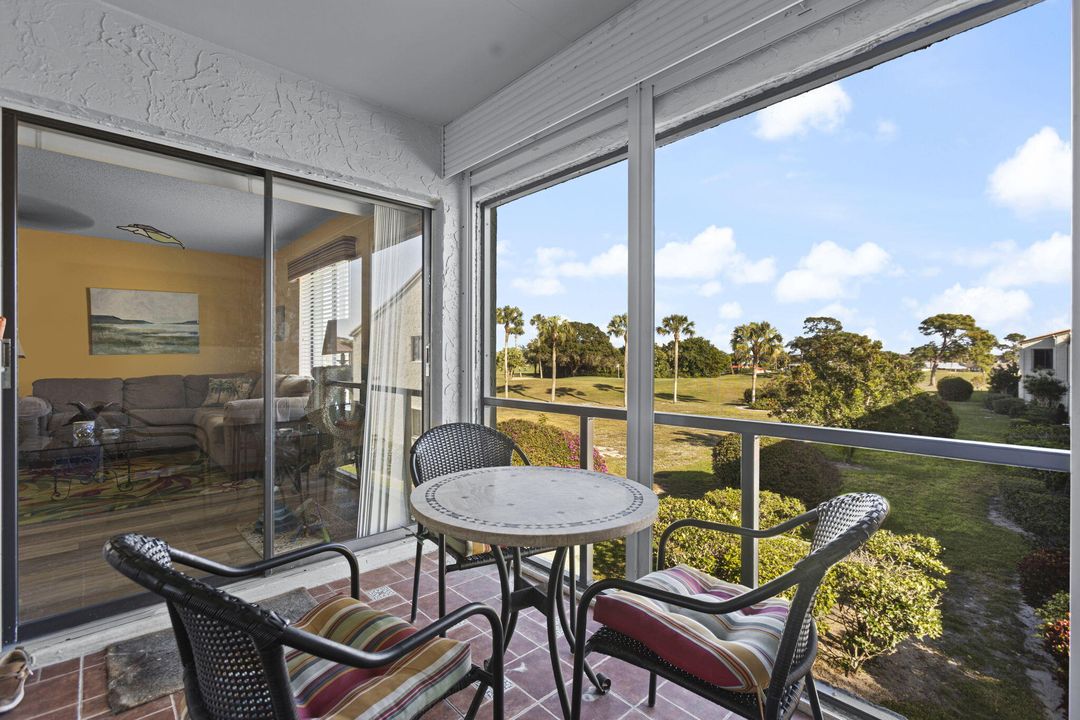 En Venta: $249,000 (2 camas, 2 baños, 1186 Pies cuadrados)