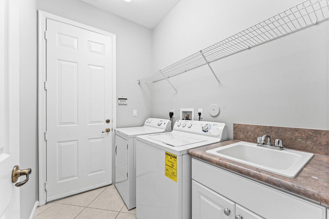 待售: $528,000 (3 贝兹, 2 浴室, 1822 平方英尺)