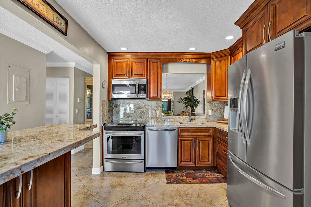 出租: $2,200 (2 贝兹, 2 浴室, 1288 平方英尺)