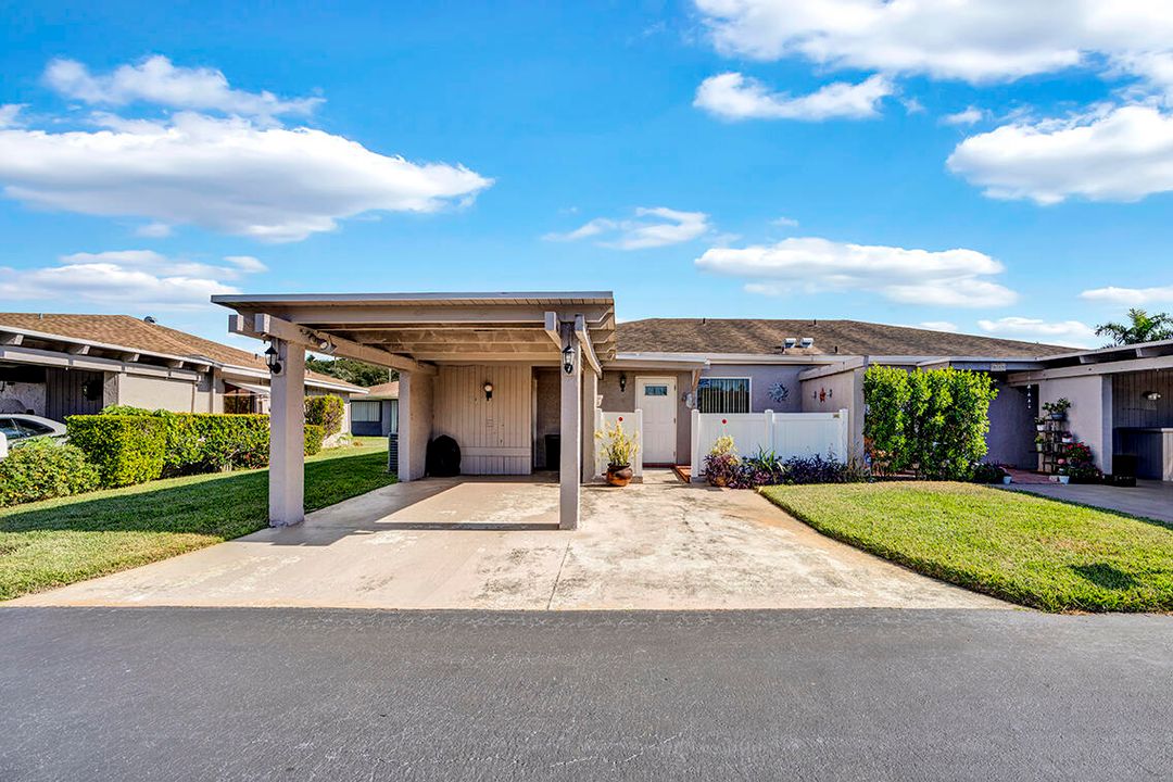 出租: $2,200 (2 贝兹, 2 浴室, 1288 平方英尺)