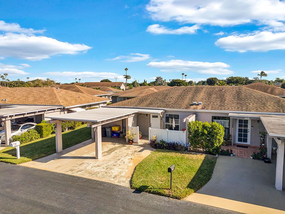 出租: $2,200 (2 贝兹, 2 浴室, 1288 平方英尺)