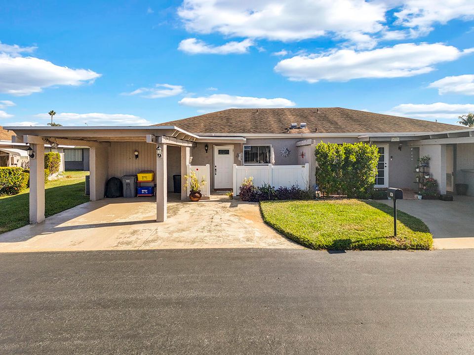 出租: $2,200 (2 贝兹, 2 浴室, 1288 平方英尺)