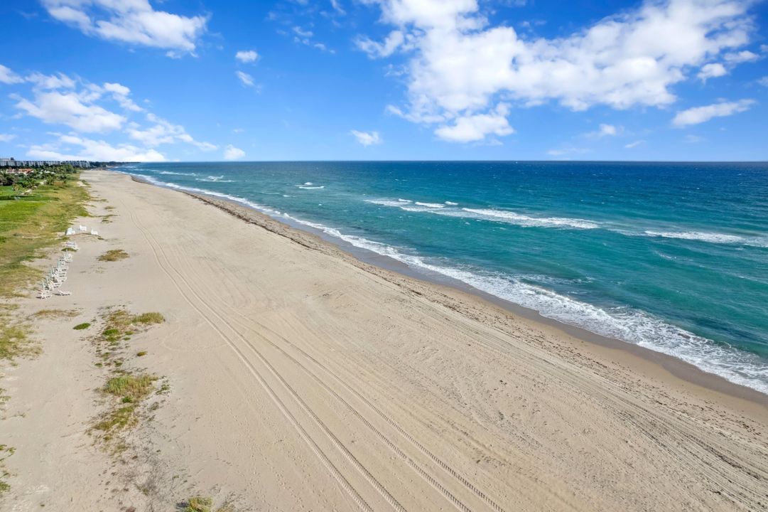 На продажу: $3,295,000 (2 спален, 2 ванн, 2598 Квадратных фут)