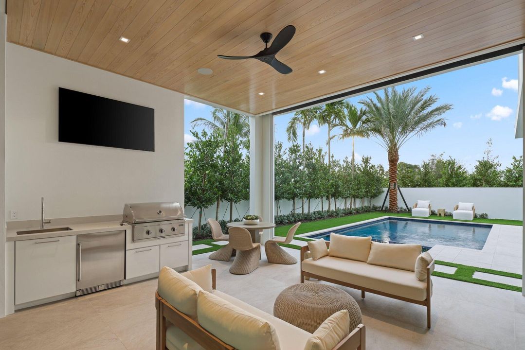 For Sale: $5,000,000 (5 beds, 5 baths, 5429 Square Feet)