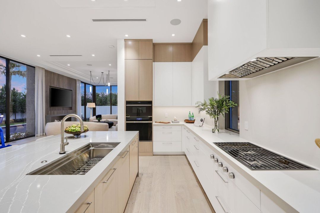 For Sale: $5,000,000 (5 beds, 5 baths, 5429 Square Feet)