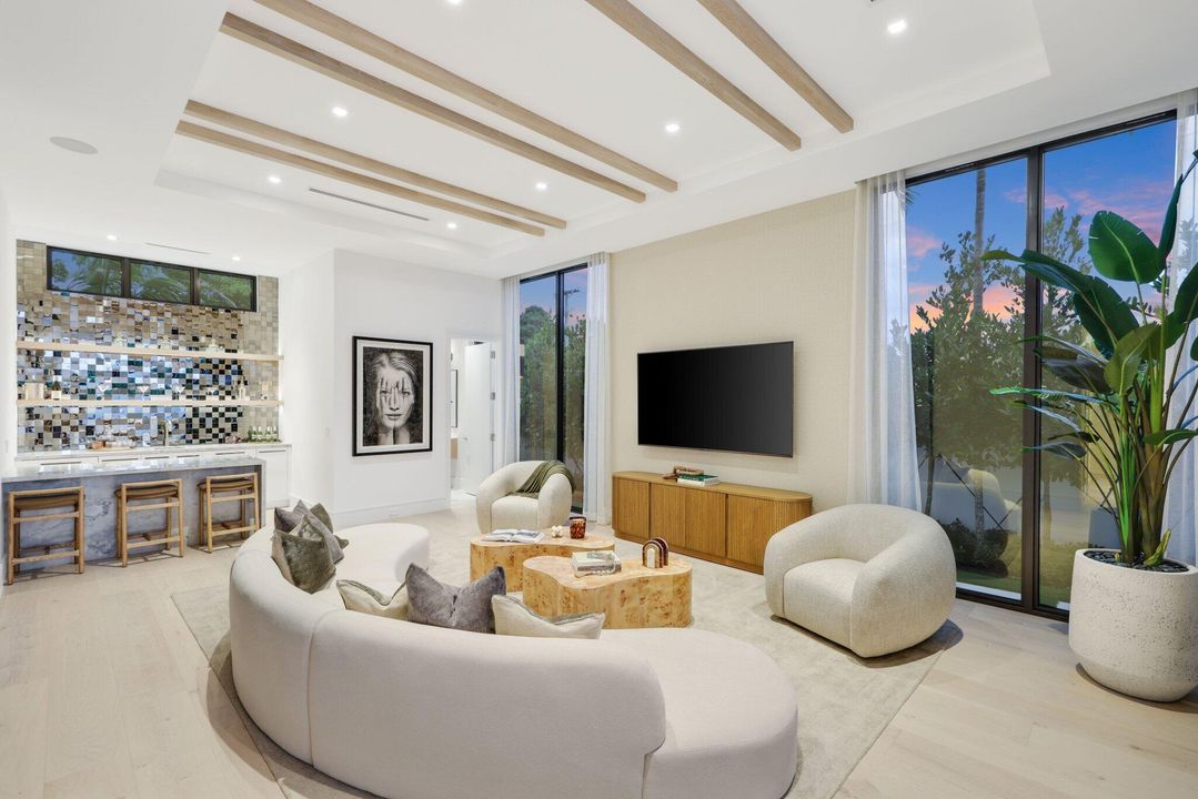 For Sale: $5,000,000 (5 beds, 5 baths, 5429 Square Feet)