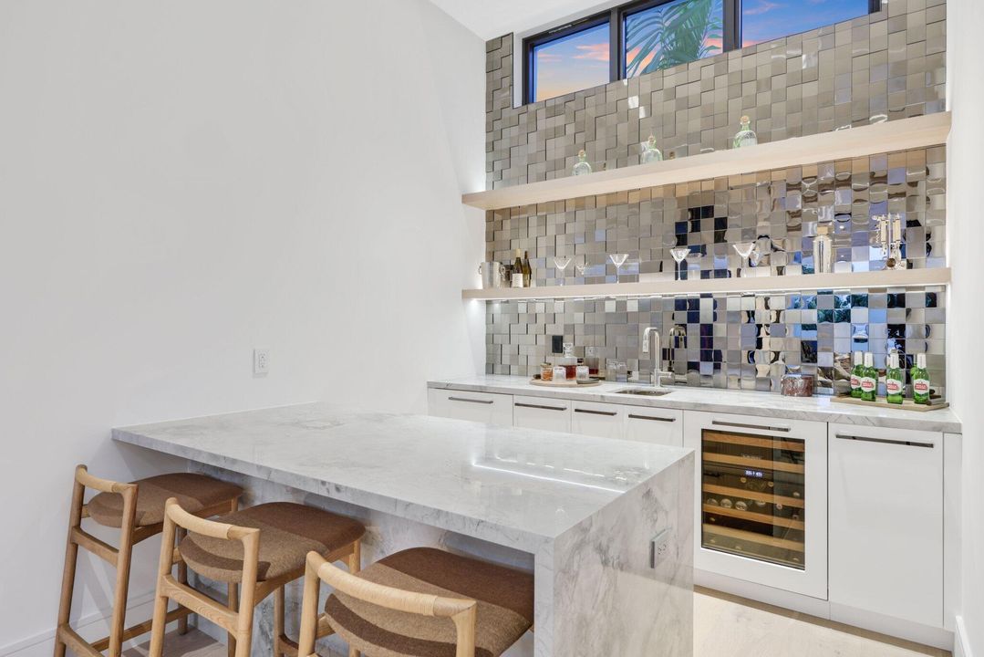 For Sale: $5,000,000 (5 beds, 5 baths, 5429 Square Feet)