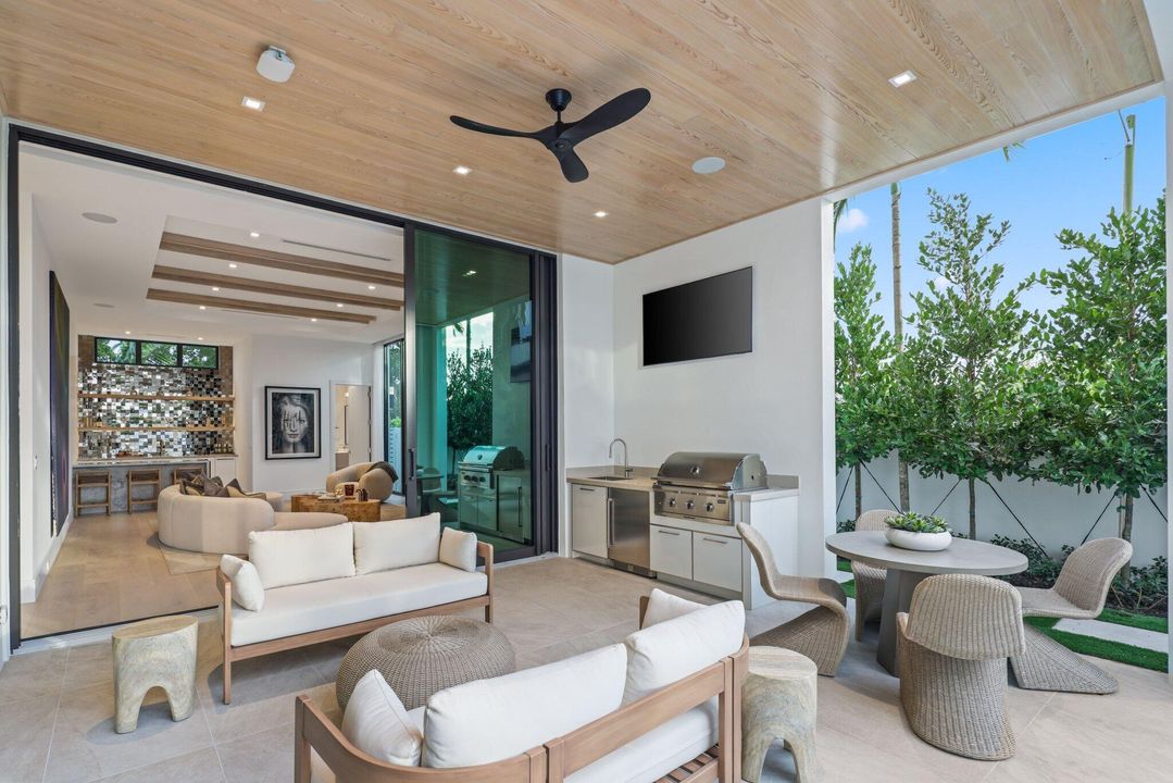 For Sale: $5,000,000 (5 beds, 5 baths, 5429 Square Feet)