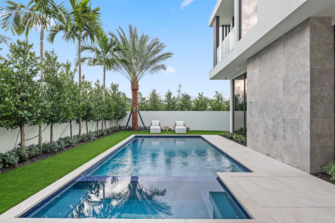 For Sale: $5,000,000 (5 beds, 5 baths, 5429 Square Feet)