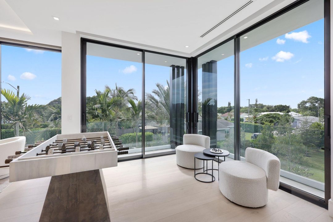 For Sale: $5,000,000 (5 beds, 5 baths, 5429 Square Feet)