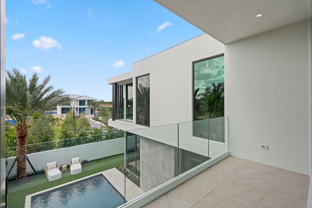 For Sale: $5,000,000 (5 beds, 5 baths, 5429 Square Feet)