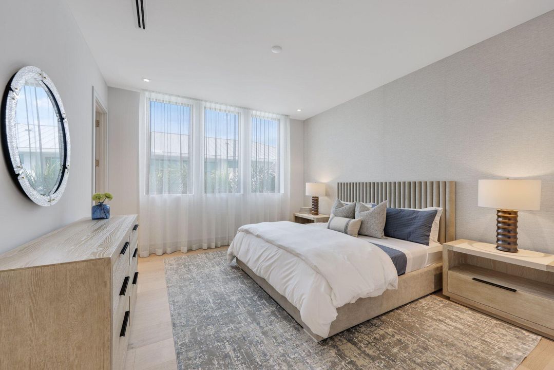 For Sale: $5,000,000 (5 beds, 5 baths, 5429 Square Feet)