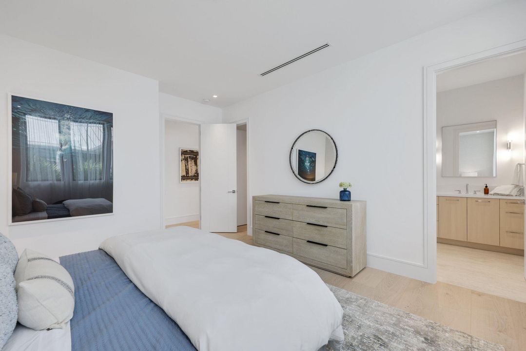 For Sale: $5,000,000 (5 beds, 5 baths, 5429 Square Feet)