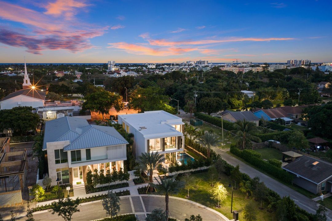 For Sale: $5,000,000 (5 beds, 5 baths, 5429 Square Feet)