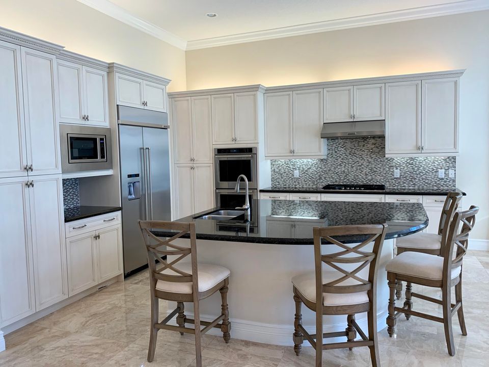 En Renta: $13,950 (5 camas, 5 baños, 4248 Pies cuadrados)