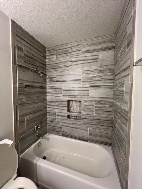 待售: $269,000 (3 贝兹, 2 浴室, 1380 平方英尺)