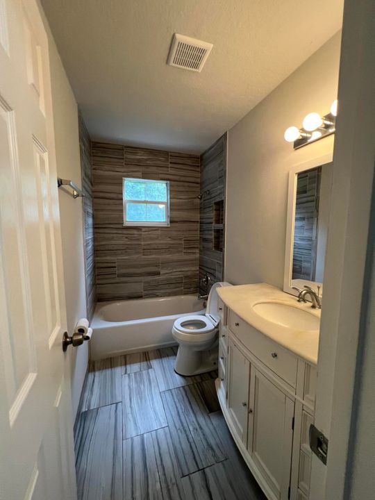 待售: $269,000 (3 贝兹, 2 浴室, 1380 平方英尺)