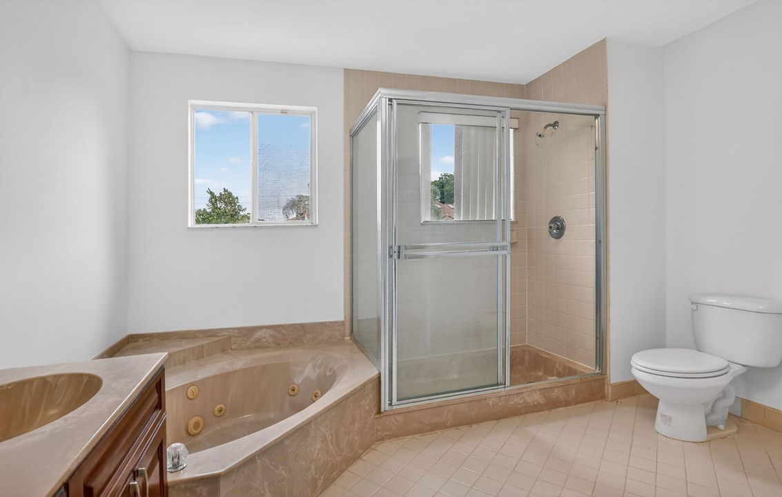 待售: $450,000 (3 贝兹, 3 浴室, 1699 平方英尺)