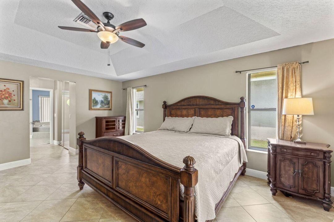 For Rent: $4,000 (3 beds, 2 baths, 1975 Square Feet)