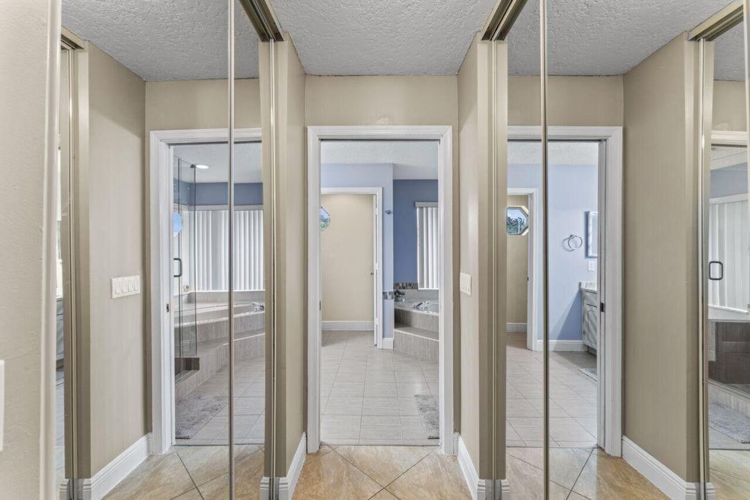 For Rent: $4,000 (3 beds, 2 baths, 1975 Square Feet)