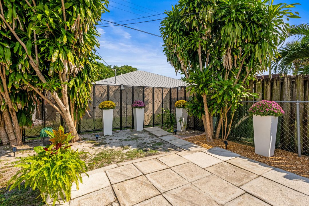 На продажу: $595,000 (3 спален, 2 ванн, 1410 Квадратных фут)