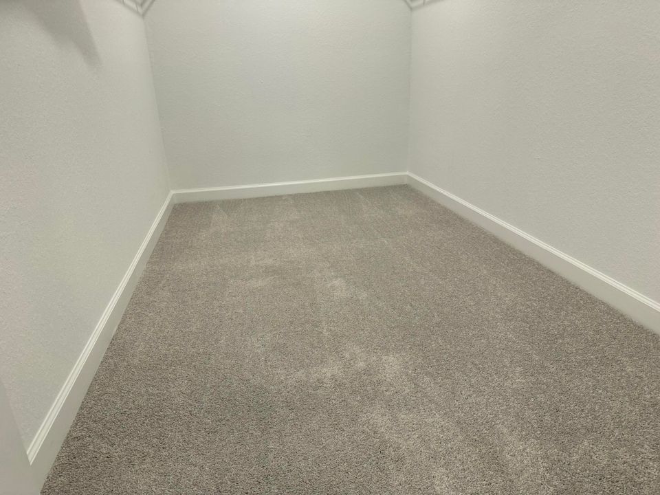 En Renta: $2,700 (4 camas, 2 baños, 1817 Pies cuadrados)