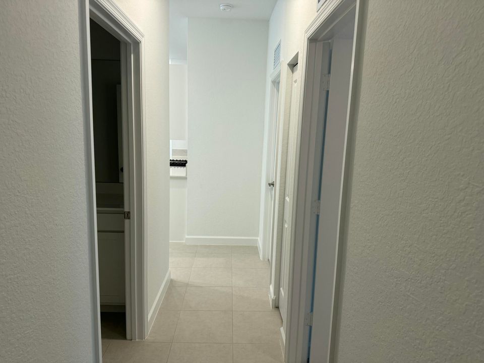 En Renta: $2,700 (4 camas, 2 baños, 1817 Pies cuadrados)