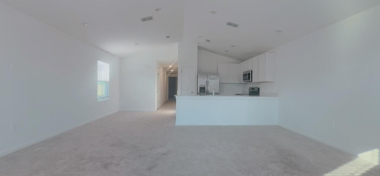 For Rent: $1,850 (3 beds, 2 baths, 1300 Square Feet)