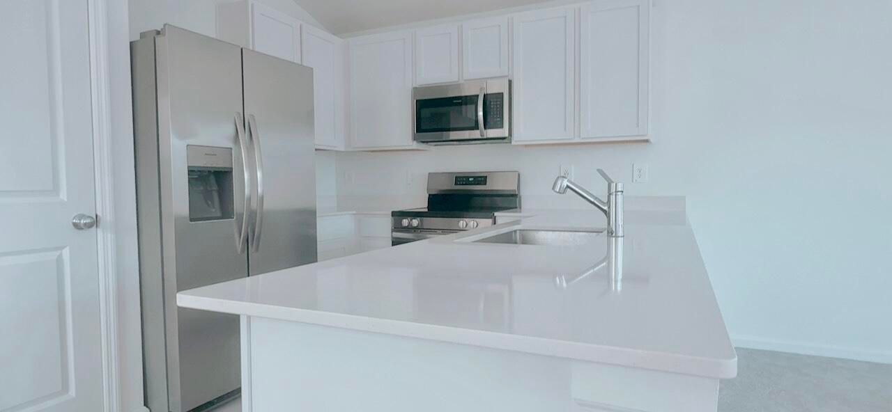 For Rent: $1,850 (3 beds, 2 baths, 1300 Square Feet)