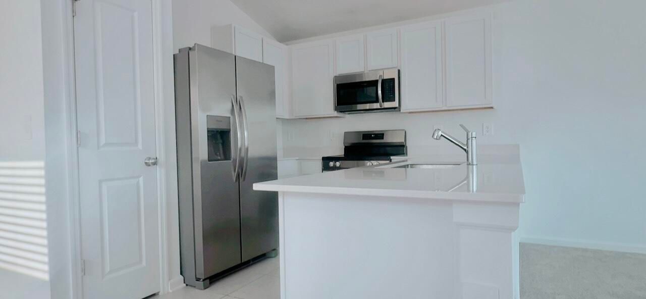 For Rent: $1,850 (3 beds, 2 baths, 1300 Square Feet)