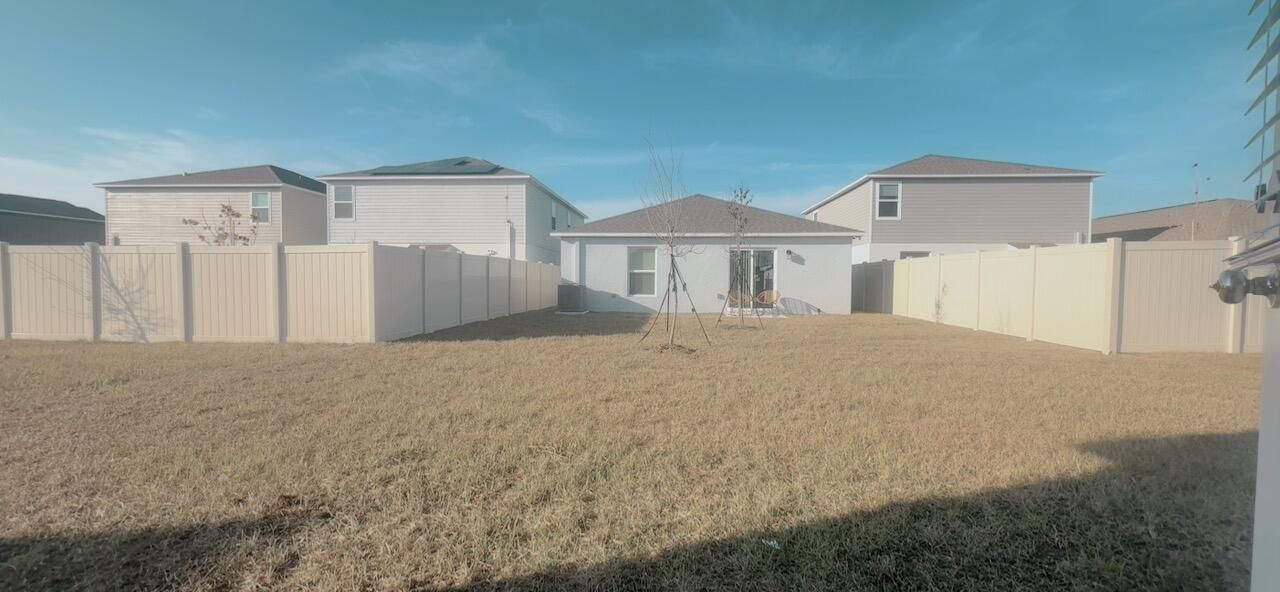 For Rent: $1,850 (3 beds, 2 baths, 1300 Square Feet)