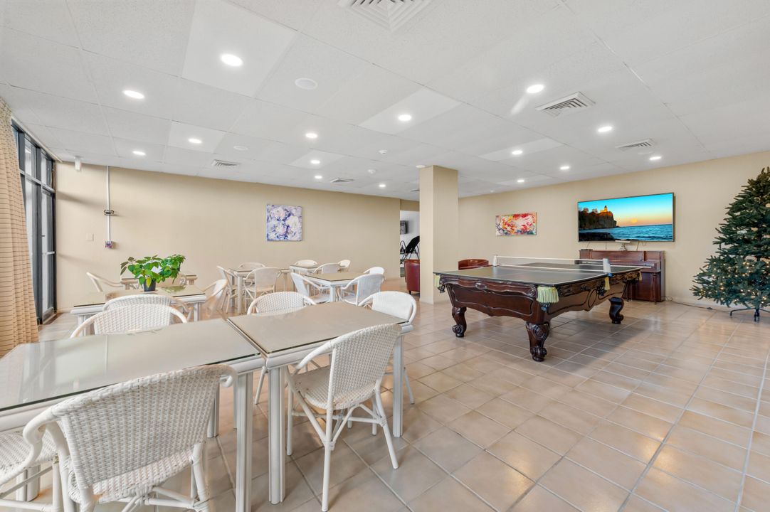 В аренду: $2,000 (1 спален, 1 ванн, 894 Квадратных фут)