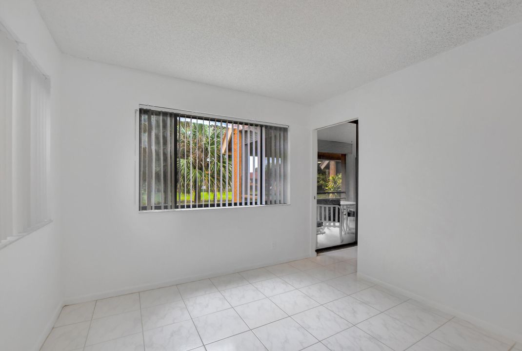 En Venta: $219,900 (2 camas, 2 baños, 1195 Pies cuadrados)