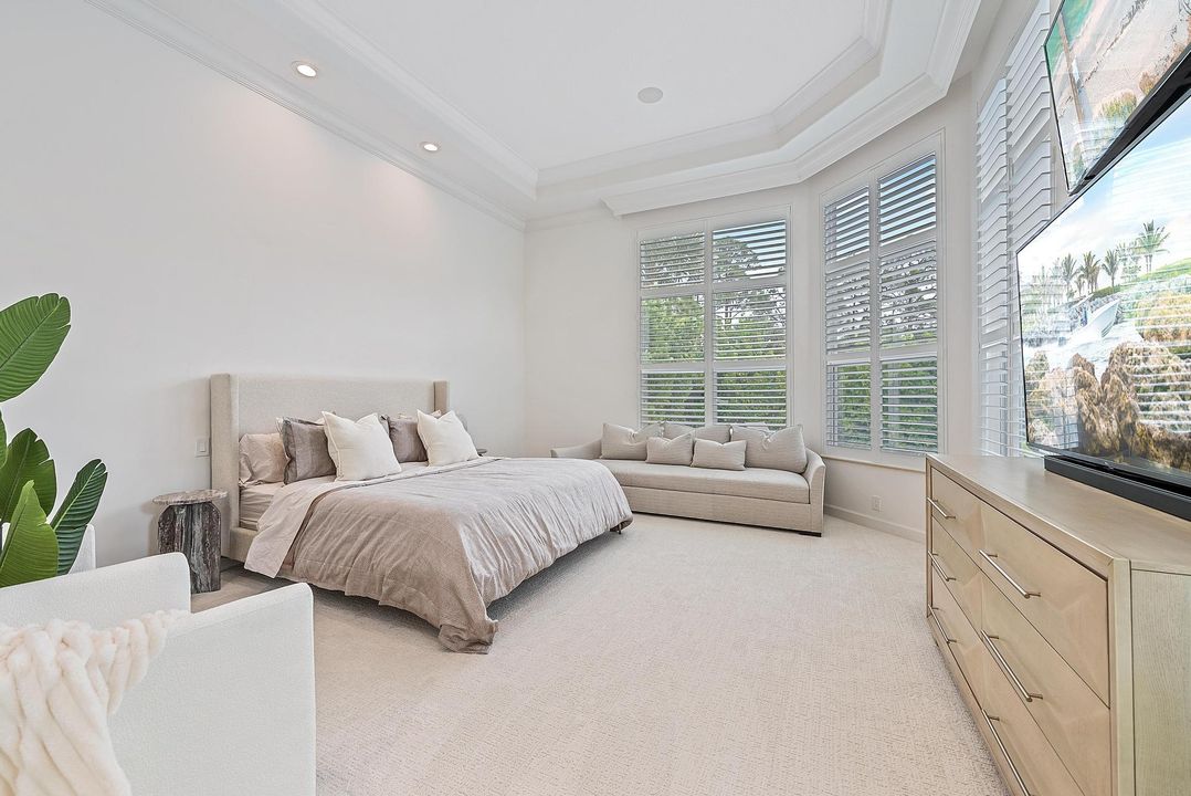 For Sale: $1,725,000 (3 beds, 3 baths, 2665 Square Feet)