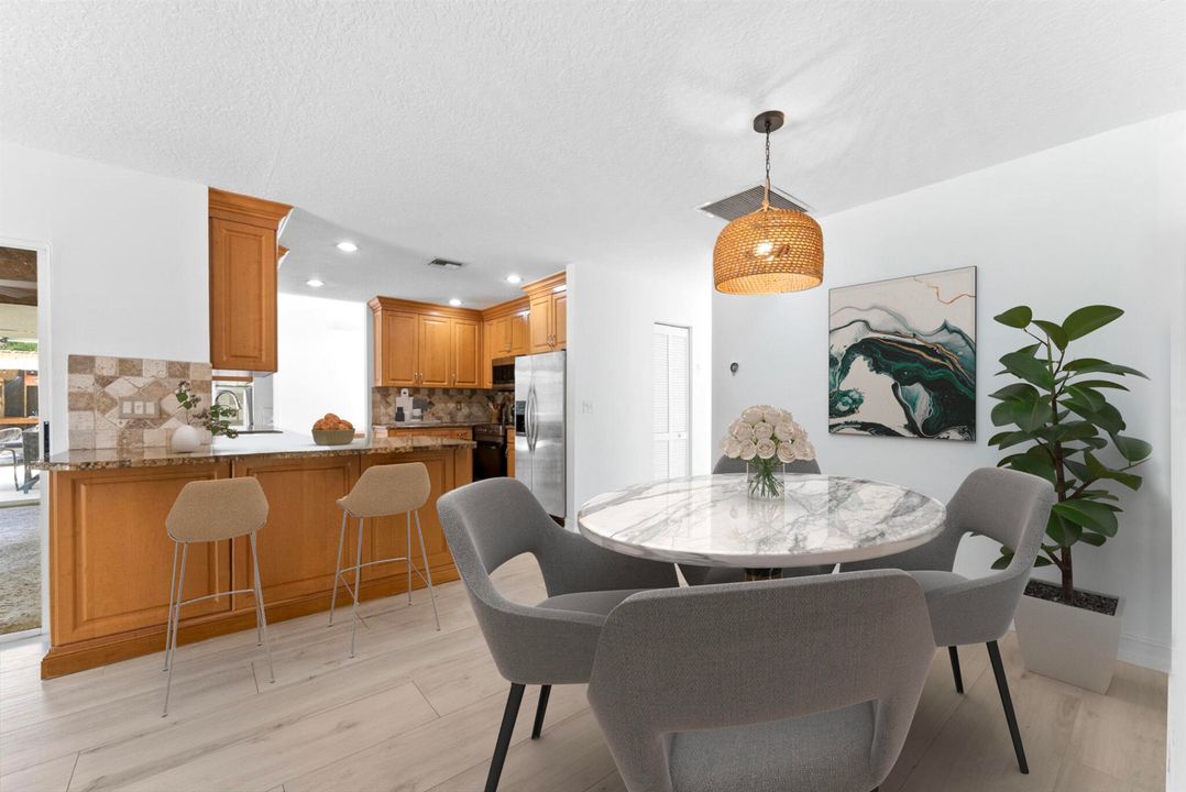 待售: $699,000 (3 贝兹, 2 浴室, 1684 平方英尺)