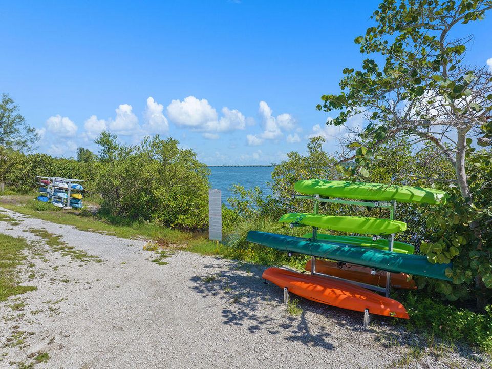 For Sale: $699,650 (4 beds, 3 baths, 2894 Square Feet)