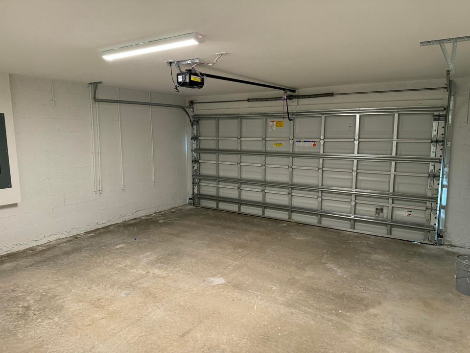 В аренду: $2,750 (4 спален, 2 ванн, 1937 Квадратных фут)