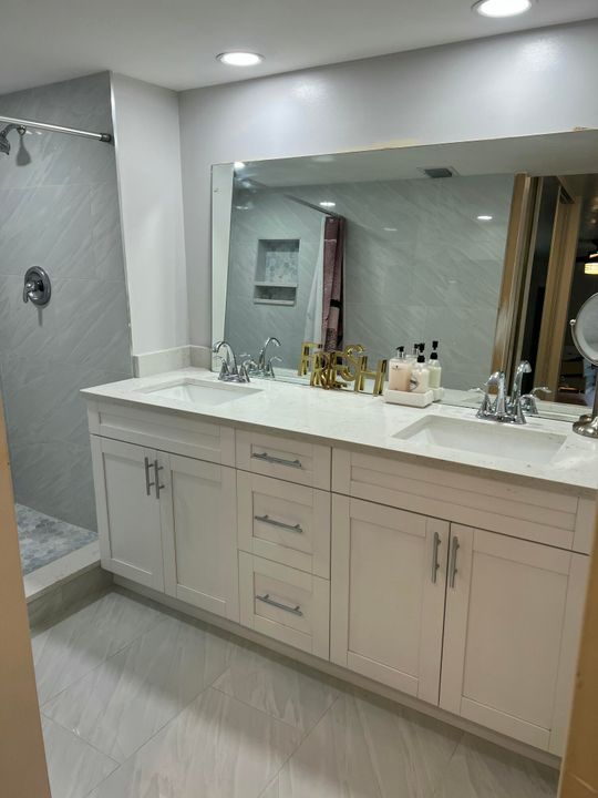 For Rent: $2,600 (3 beds, 3 baths, 1488 Square Feet)