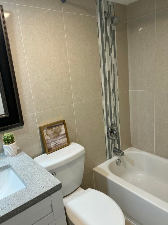 For Rent: $2,600 (3 beds, 3 baths, 1488 Square Feet)