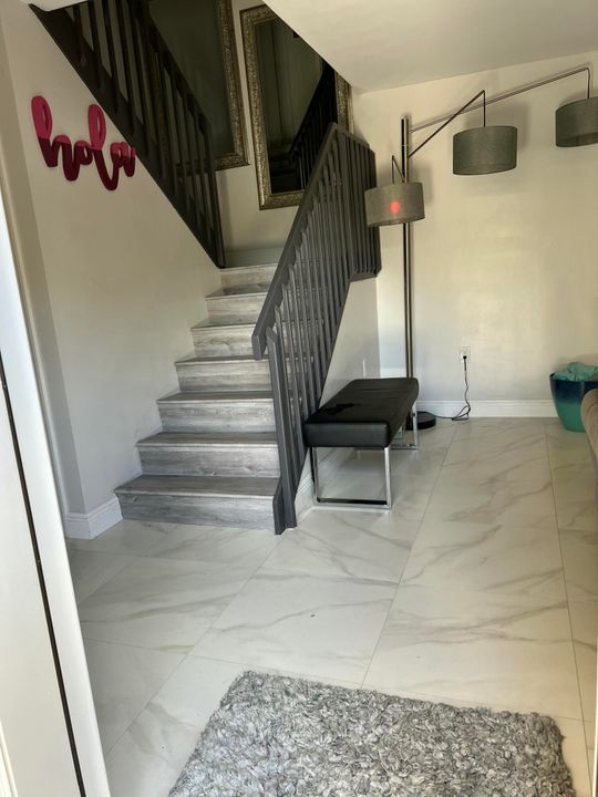 For Rent: $2,600 (3 beds, 3 baths, 1488 Square Feet)