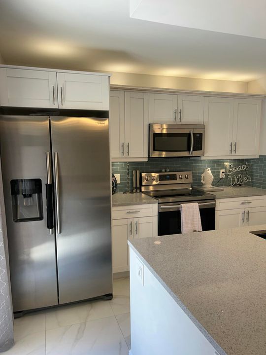 For Rent: $2,600 (3 beds, 3 baths, 1488 Square Feet)