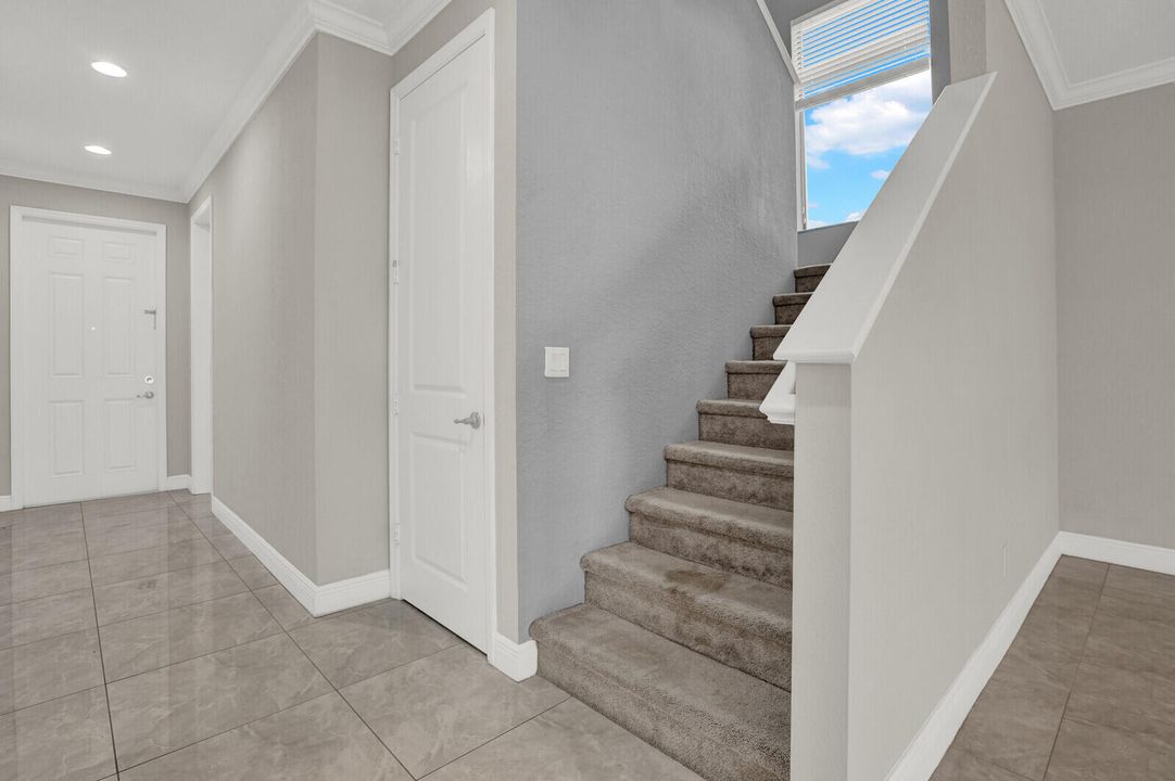 For Sale: $589,900 (4 beds, 2 baths, 2418 Square Feet)