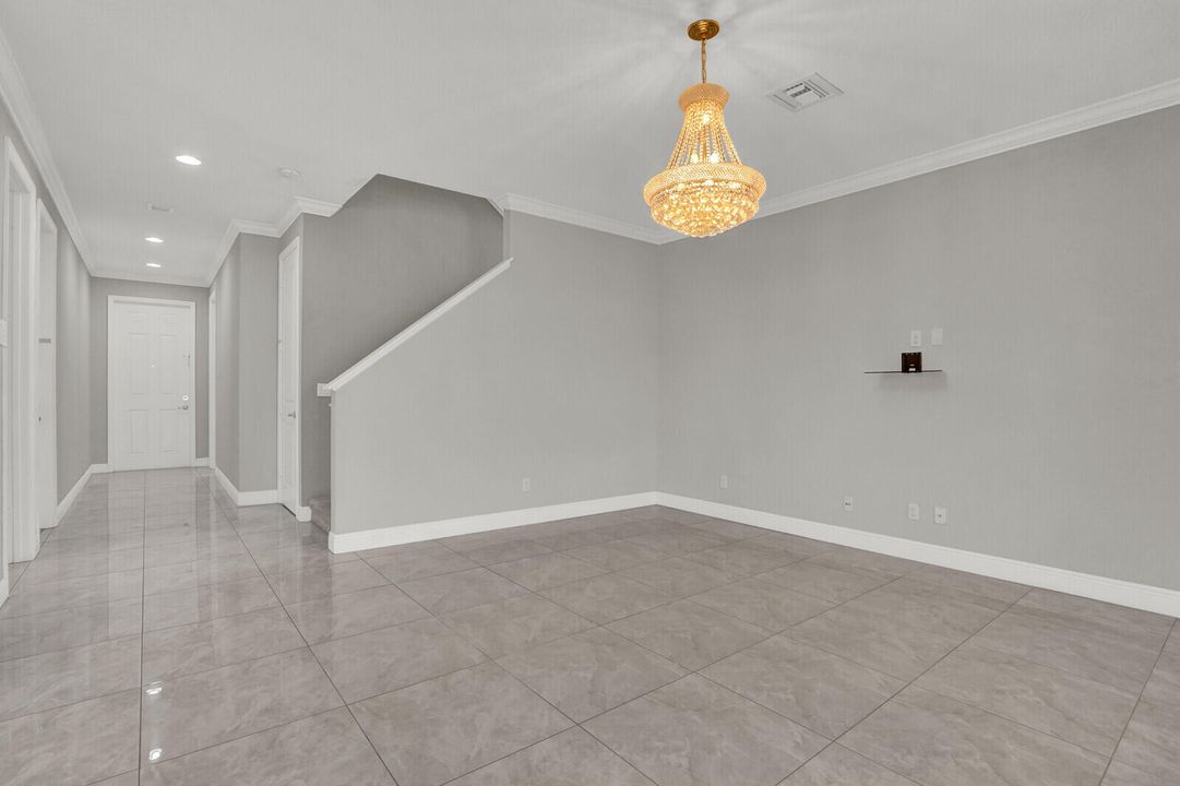 For Sale: $589,900 (4 beds, 2 baths, 2418 Square Feet)