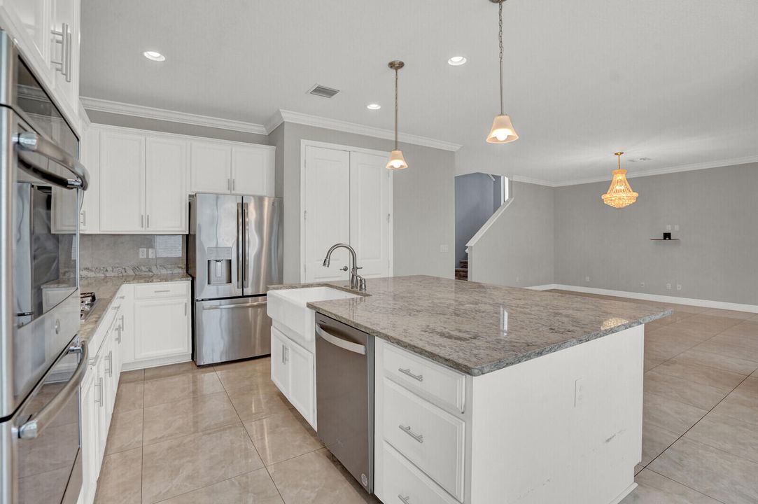 For Sale: $589,900 (4 beds, 2 baths, 2418 Square Feet)