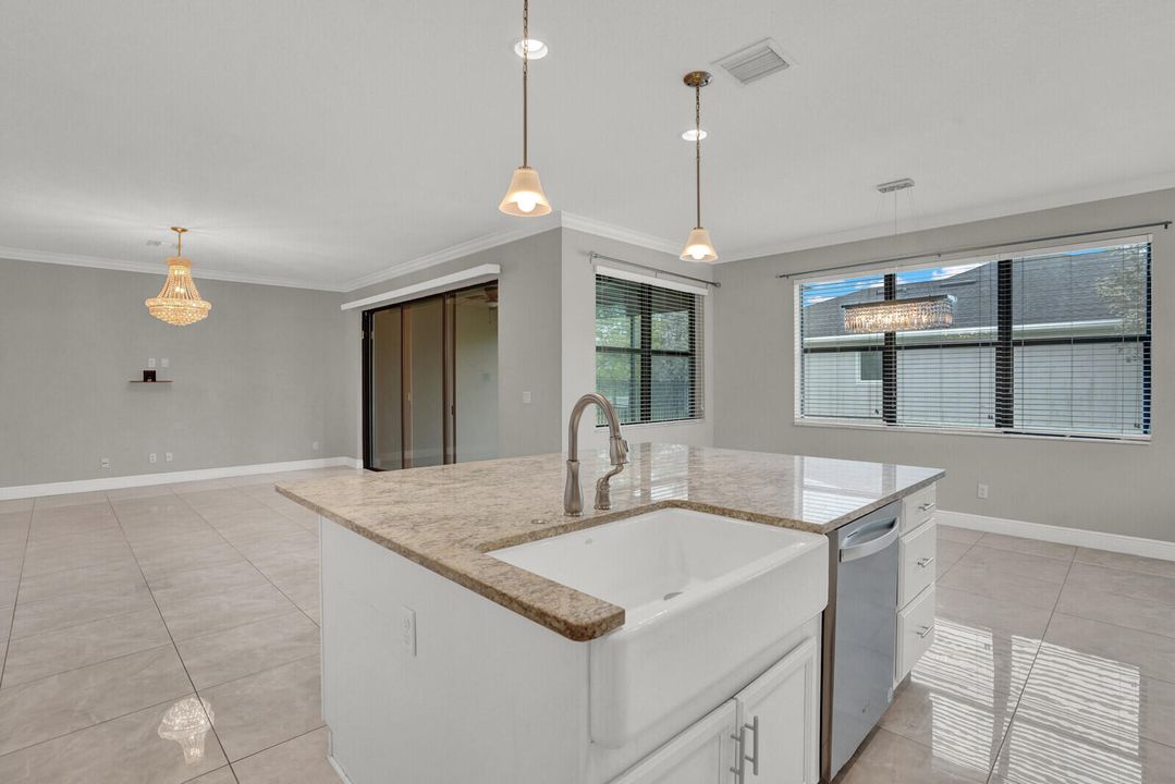 For Sale: $589,900 (4 beds, 2 baths, 2418 Square Feet)