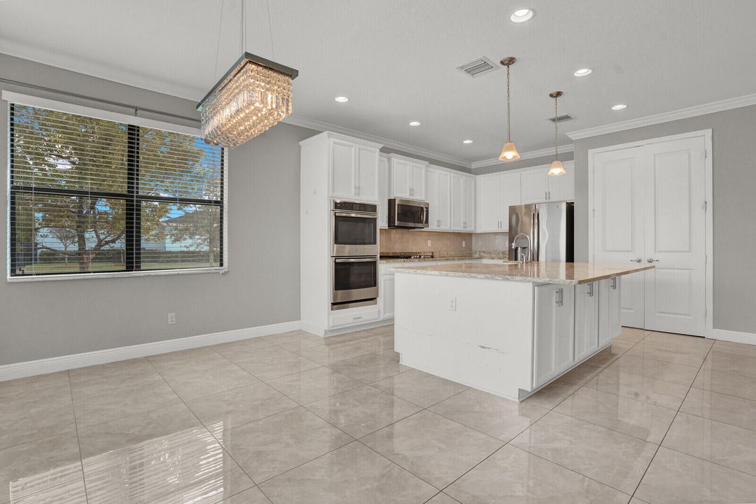 For Sale: $589,900 (4 beds, 2 baths, 2418 Square Feet)